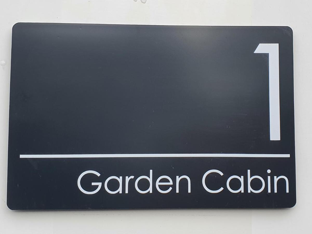 Kingussie Garden Cabins Bagian luar foto